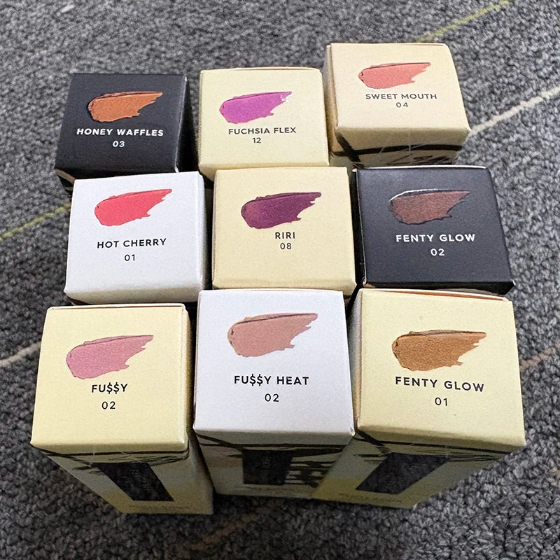 Fenty Beauty Gloss Lip Glaze Multi-color Moisten Shine Glitter Lip Plumper Makeup Beginner Liquid Lipstick Makeup Cosmetics