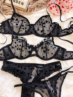 New Lingerie Thongs Set Sexy Ultra Thin Transparent Bra Women Underwire Push Up Bra Set Summer Romantic Peach Heart Underwear