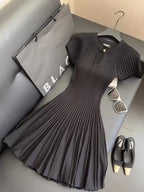New Black Knitted Dress Fashionable Elegant Style Exuding A Goddess-like Charm Slimming Form-fitting Dress with A Cinched Waist