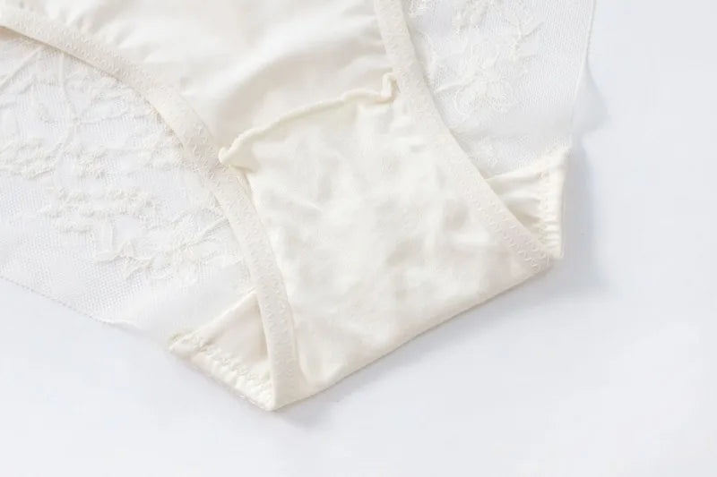 Luxury Women Lingerie Set Sexy Lace Embroidery Underwear French Thin Cup Push Up Bra Summer Mesh Breathable Intimates Bra Sets