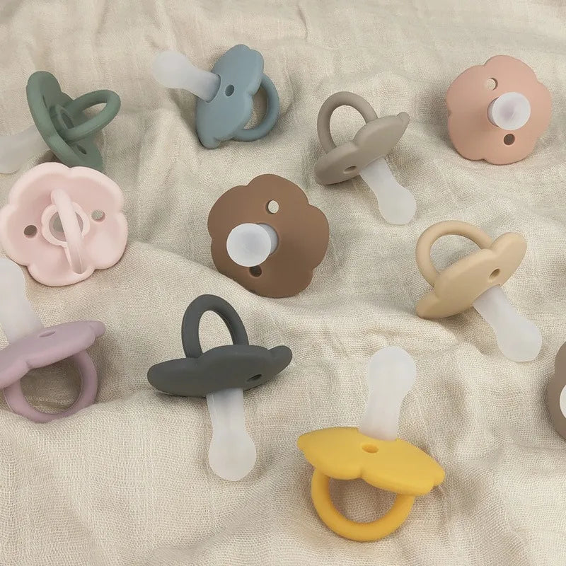 1PC Baby Pacifier Baby Silicone Lace Pacifier Anti-crying Sleep Anti-flatulence Maternal and Child Product Accessories Main image