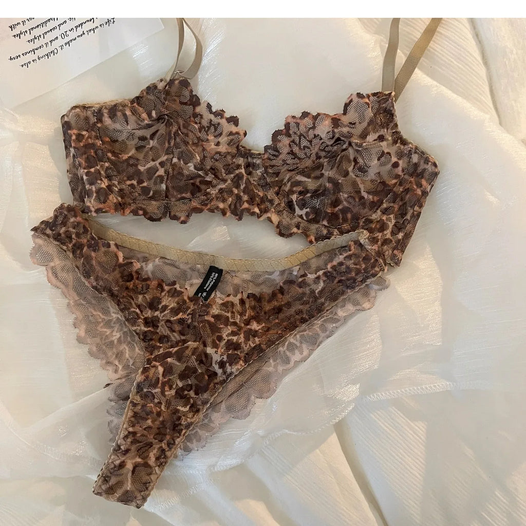French Sexy Underwear Thin Leopard Print Transparent Lingerie Comfortable Women's Gathered Underwire see through bra Set Thong