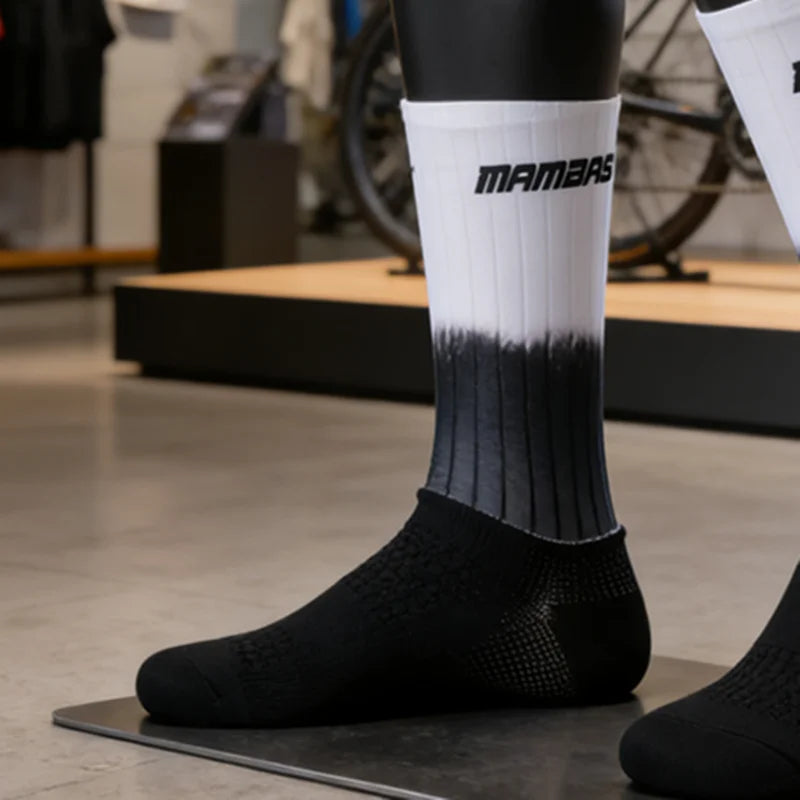 Anti Slip Silicone Summer Aero Socks Whiteline Cycling Socks Men Bicycle Sport Running Bike Socks Calcetines