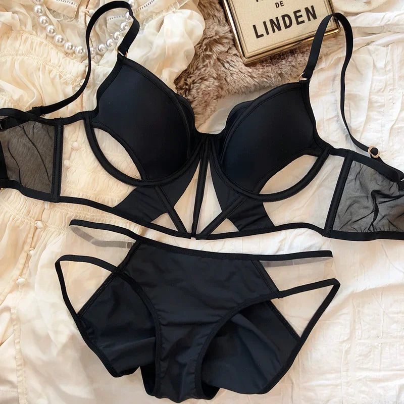 French Thin Cup Women Lingerie Set Sexy Hollow Lace Bra Set Summer Mesh Comfort Breathable Underwear Fish Bone Tops Intimates
